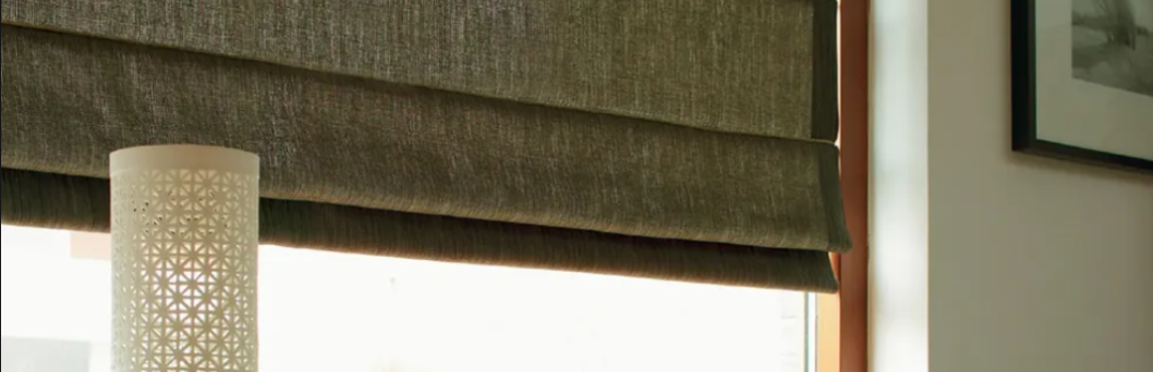 cortina-romana-marrom